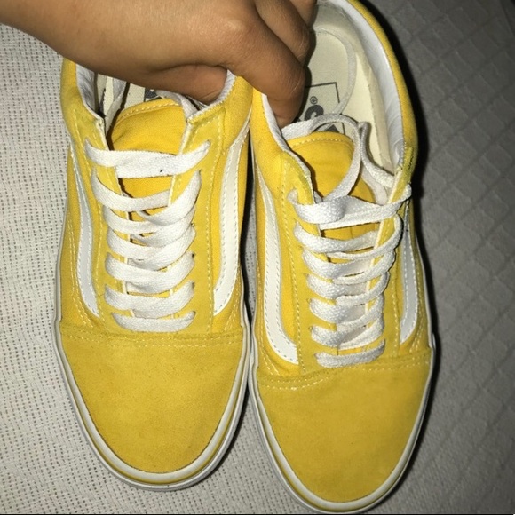 Vans - Picture 2 of 4